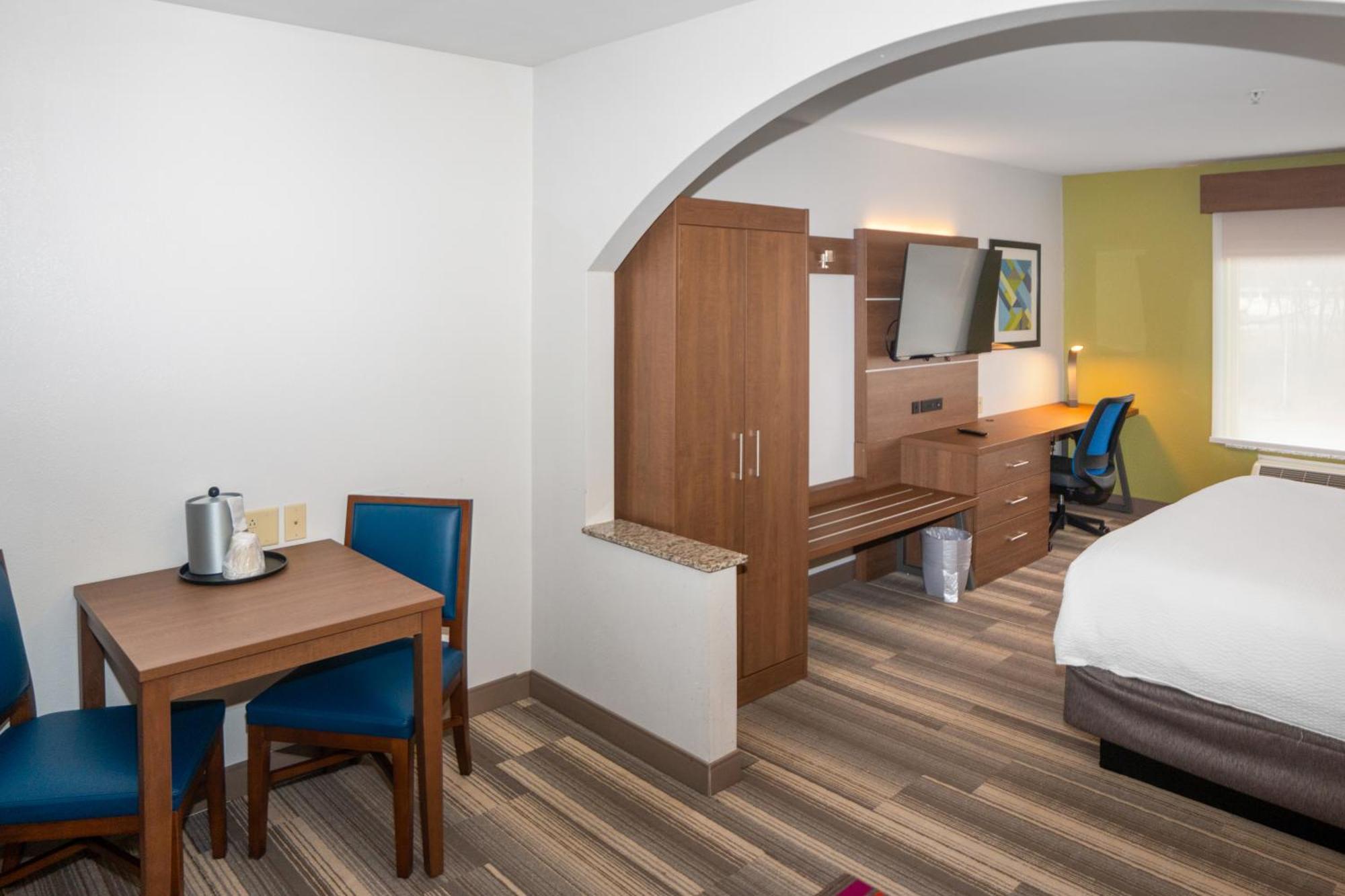 Holiday Inn Express And Suites Stroudsburg-Poconos By Ihg Екстер'єр фото