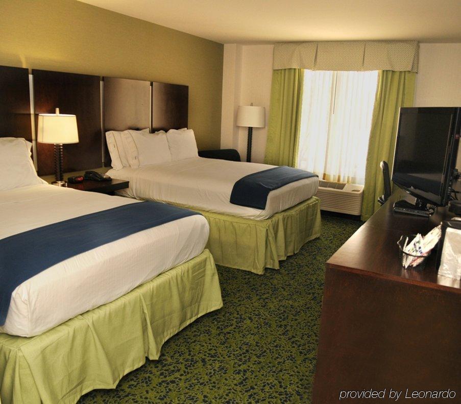 Holiday Inn Express And Suites Stroudsburg-Poconos, An Ihg Hotel Номер фото